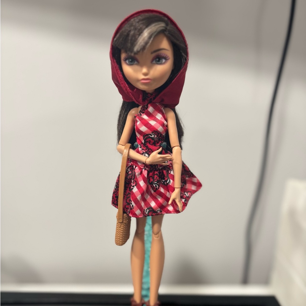 Ever After High Enchanted Picnic Cerise Hood Doll